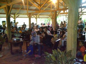 reuni, sekolah, kampung 99 pepohonan