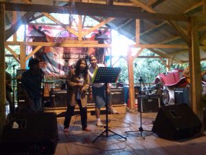 panggung, musik, kampung 99 pepohonan