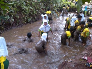 ikan, kolam, outbond, kampung 99 pepohonan